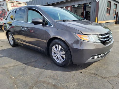 Used 2016 Honda Odyssey EX-L image 3
