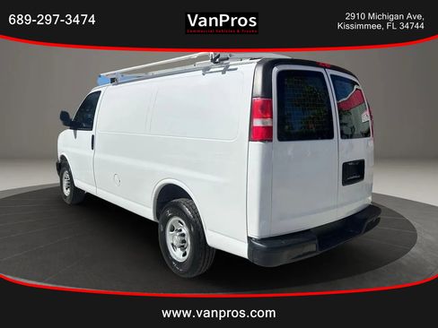 Used 2016 Chevrolet Express 2500 image 3