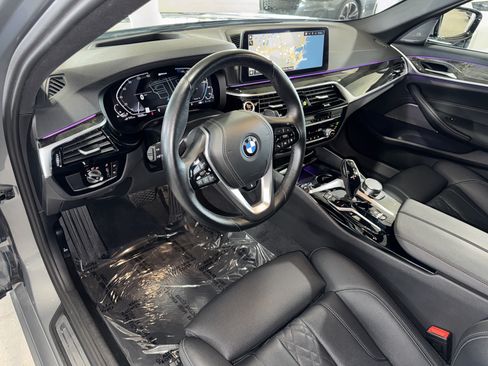 Used 2023 BMW 530e w/ Premium Package RWD image 20