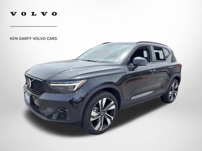 Used 2025 Volvo XC40 B5 Ultra