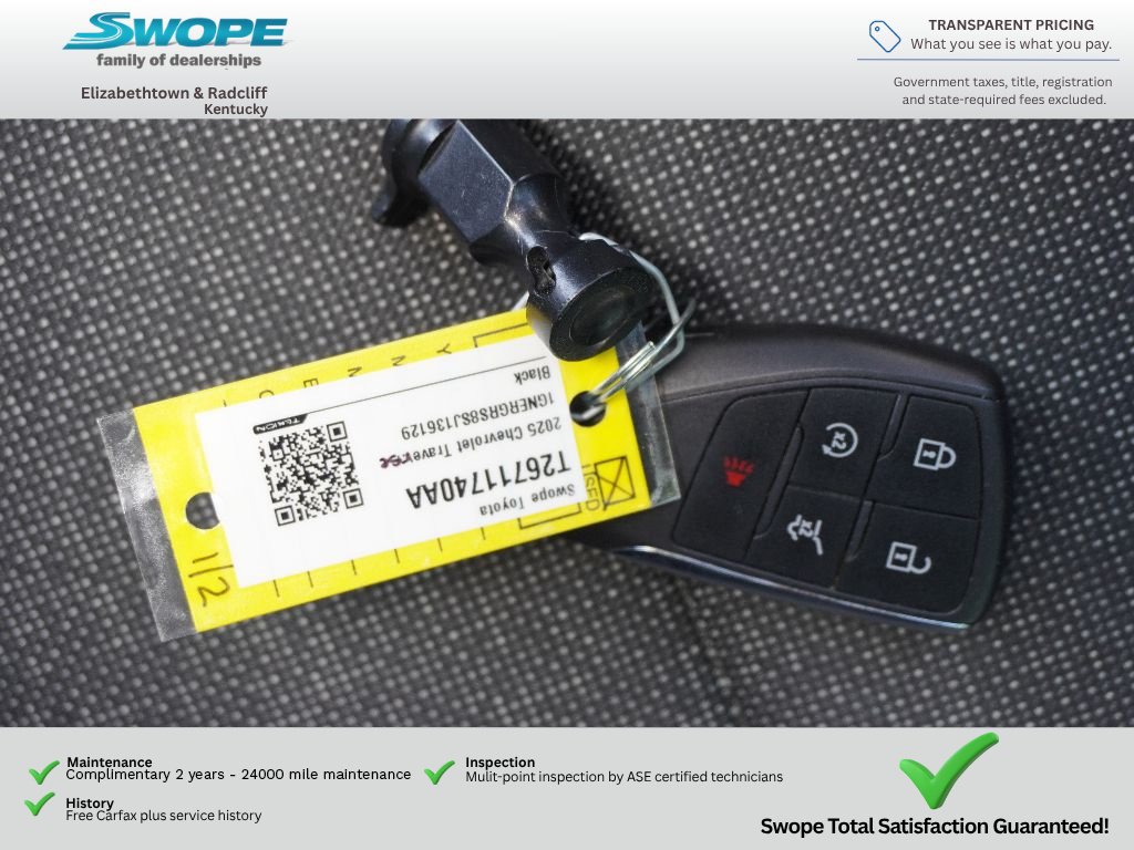 Used 2025 Chevrolet Traverse LT FWD image 29