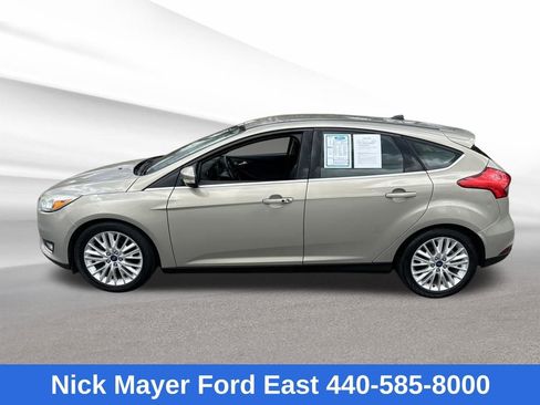 Used 2015 Ford Focus Titanium image 4