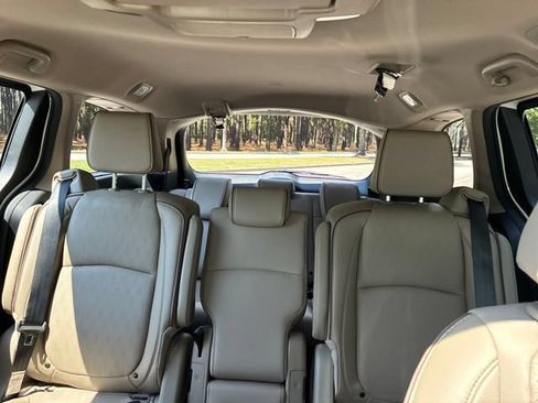 Used 2022 Honda Odyssey Elite image 37