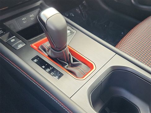 New 2025 Nissan Kicks SR image 11