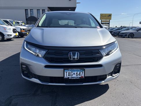 Used 2026 Honda Odyssey EX-L image 2