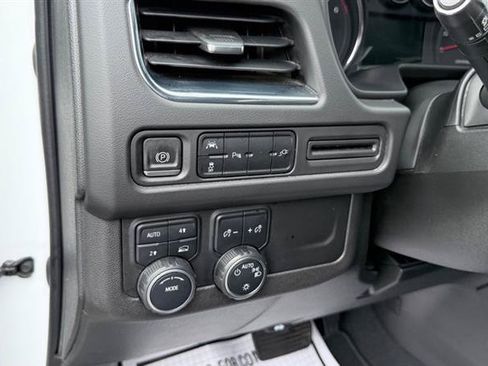Used 2022 Chevrolet Tahoe 4WD w/ 1FL Safety Package image 37