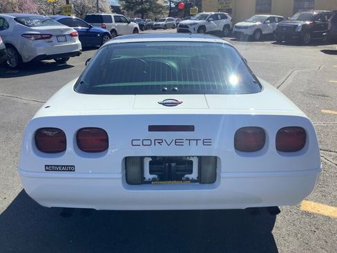 Used 1991 Chevrolet Corvette Coupe RWD image 7
