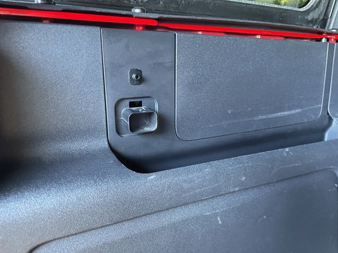 Used 2023 Ford Bronco Wildtrak image 70