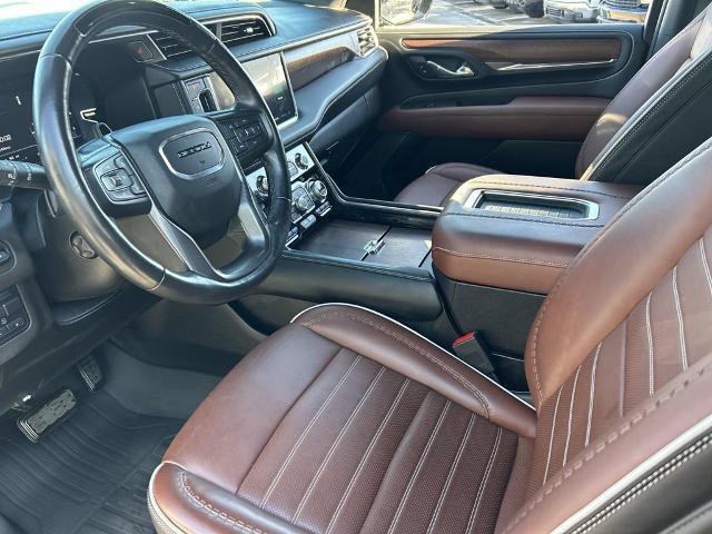 Used 2023 GMC Yukon XL Denali Ultimate w/ LPO, Floor Liner Package AWD/4WD image 6