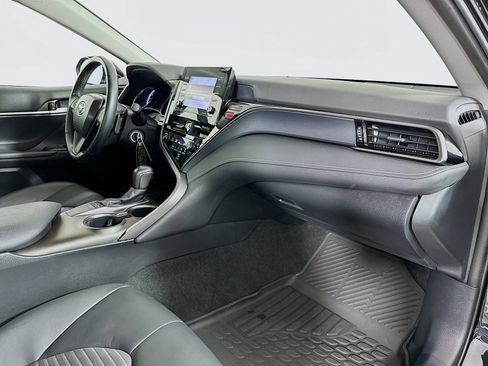 Certified 2024 Toyota Camry SE FWD image 27