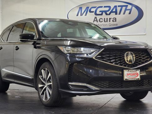 Used 2025 Acura MDX SH-AWD w/ Technology Package image 2