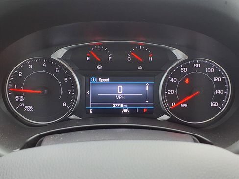 Used 2023 GMC Terrain SLE w/ Driver Convenience Package image 16