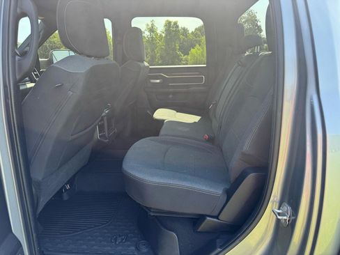 Used 2022 RAM 2500 Big Horn w/ Night Edition AWD/4WD image 12