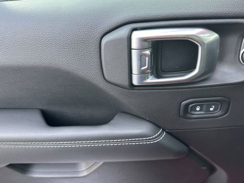 Used 2023 Jeep Wrangler Unlimited Sahara w/ Cold Weather Group image 11