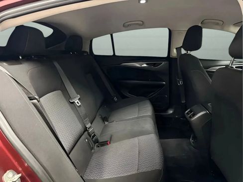 Used 2019 Buick Regal Preferred FWD image 12