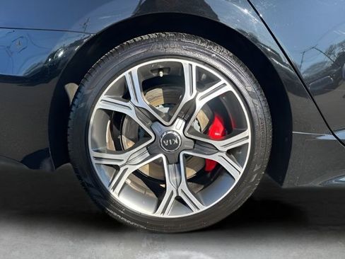 Used 2018 Kia Stinger GT2 w/ Paint Protection Package image 28