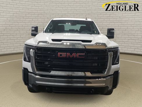 New 2026 GMC Sierra 3500 Pro w/ Convenience Package image 2