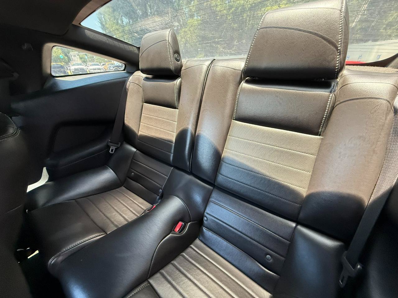 Used 2014 Ford Mustang GT Premium w/ Comfort Package RWD image 22