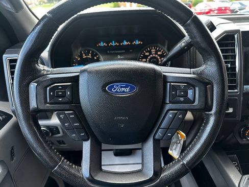 Used 2016 Ford F150 XLT w/ Equipment Group 302A Luxury RWD image 14