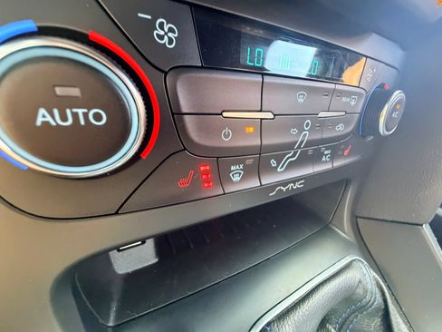 Used 2016 Ford Focus RS AWD/4WD image 19