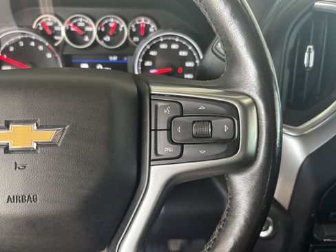 Used 2021 Chevrolet Silverado 1500 LTZ AWD/4WD image 12
