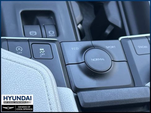 Used 2025 Toyota Grand Highlander FWD image 36