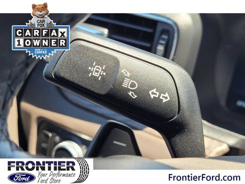Used 2020 Ford Explorer Platinum w/ Premium Technology Package AWD/4WD image 18