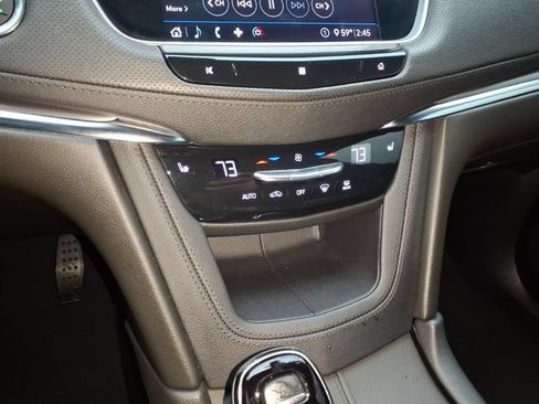 Used 2020 Cadillac XT5 Luxury FWD image 24