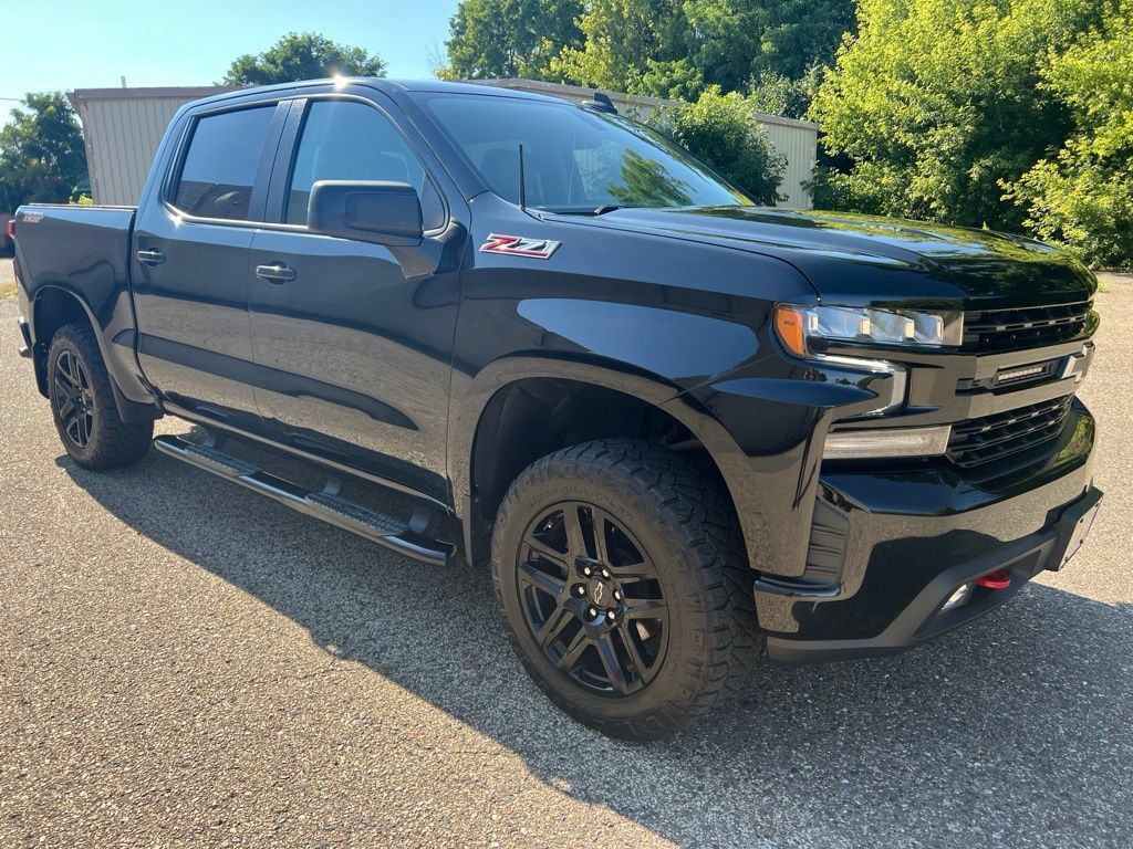 Used 2021 Chevrolet Silverado 1500 LT Trail Boss w/ Bed Protection Package AWD/4WD image 10