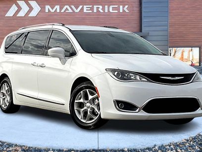 Used 2019 Chrysler Pacifica Touring-L Plus w/ Tire & Wheel Group