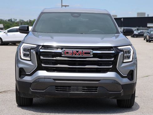 Used 2025 GMC Terrain Elevation AWD/4WD image 2
