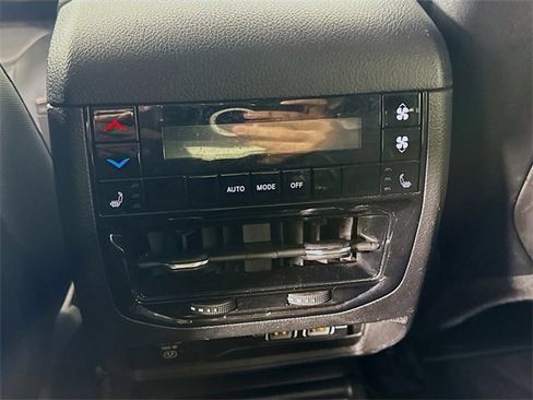 Used 2023 Jeep Grand Cherokee L Limited image 26