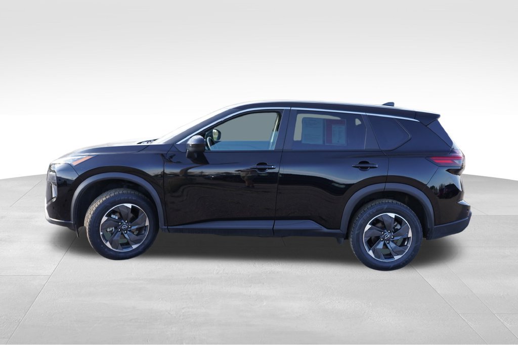 Used 2025 Nissan Rogue SV AWD/4WD image 9