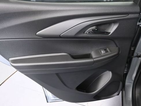 New 2026 Chevrolet TrailBlazer RS w/ Convenience Package FWD image 24