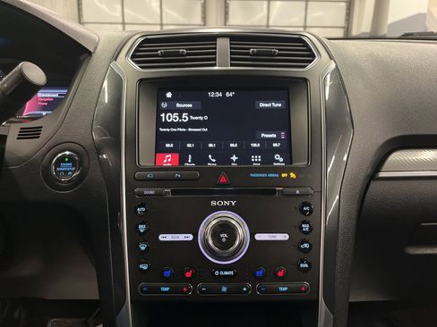 Used 2017 Ford Explorer Sport w/ Equipment Group 401A image 26