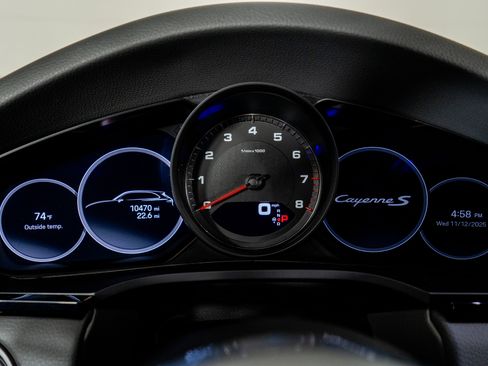 Used 2022 Porsche Cayenne S image 48