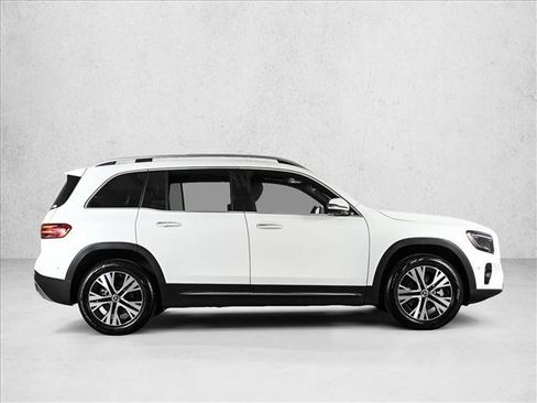 Certified 2026 Mercedes-Benz GLB 250 4MATIC image 4