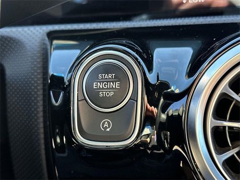 Used 2022 Mercedes-Benz A 220 image 15