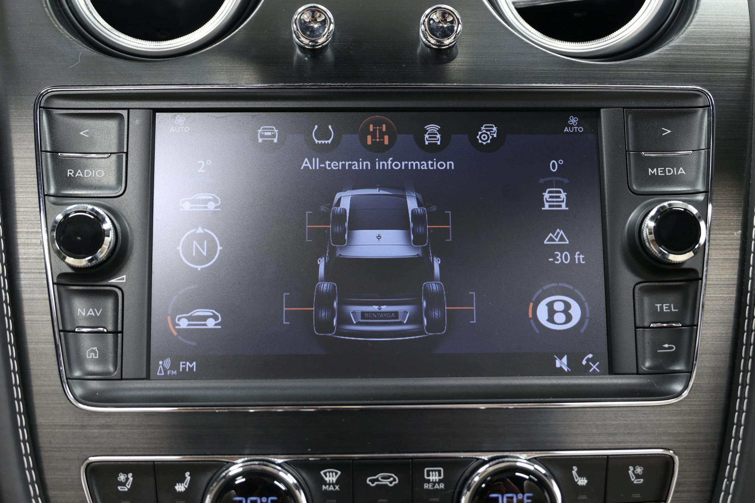 Used 2017 Bentley Bentayga AWD/4WD image 35