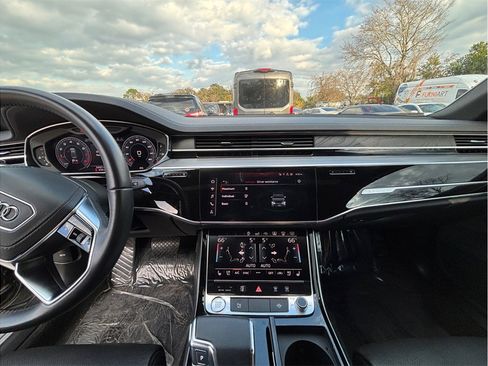 Used 2020 Audi A8 L 4.0T w/ Executive Package image 11