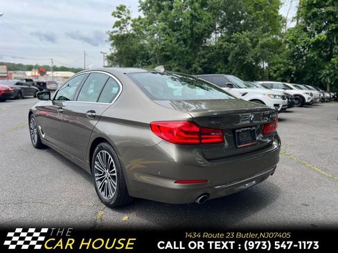 Used 2017 BMW 530i xDrive image 8