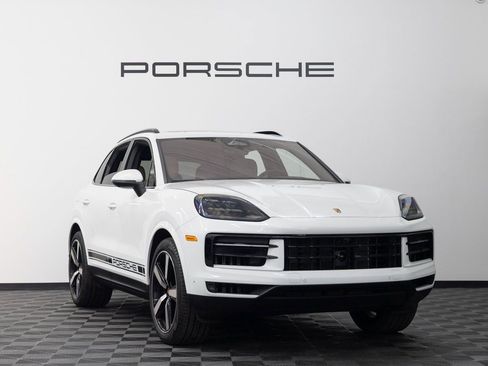 New 2026 Porsche Cayenne AWD/4WD image 9