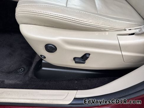 Used 2016 Jeep Grand Cherokee Laredo w/ Quick Order Package 23E image 12