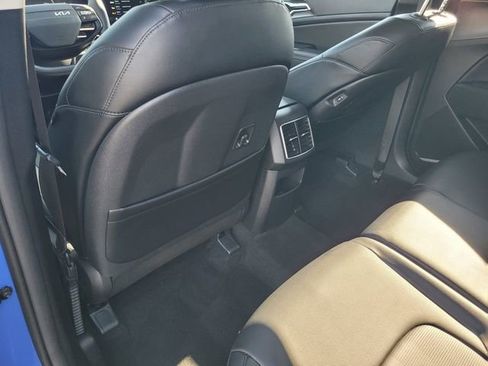 Used 2026 Kia Sportage EX w/ EX Panorama Roof Package image 12