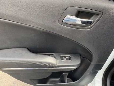 Used 2013 Dodge Charger Police RWD image 16