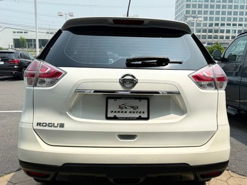 Used 2016 Nissan Rogue S FWD image 6