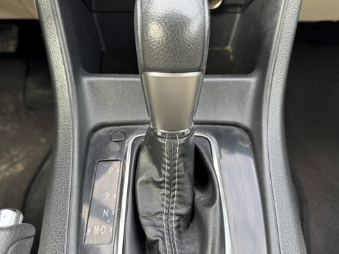 Used 2016 Subaru Impreza 2.0i Limited image 15