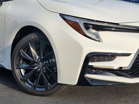 New 2026 Toyota Corolla SE image 3
