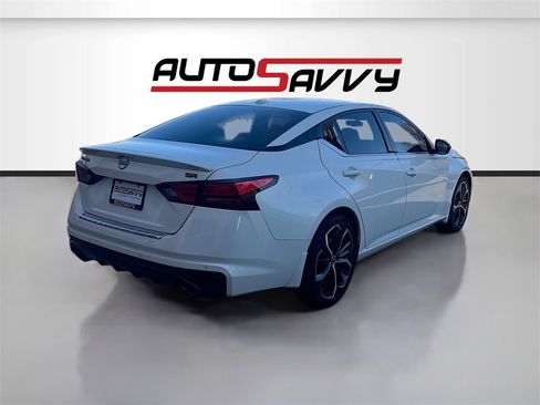 Used 2023 Nissan Altima 2.5 SR image 7