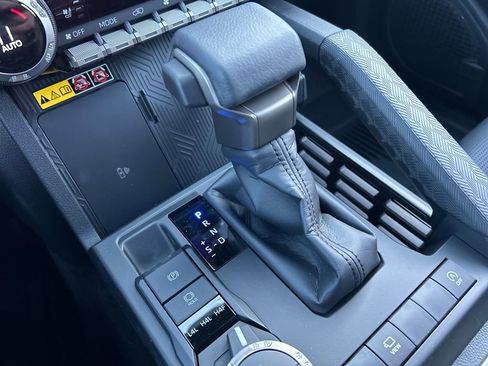 New 2026 Toyota 4Runner Limited image 16